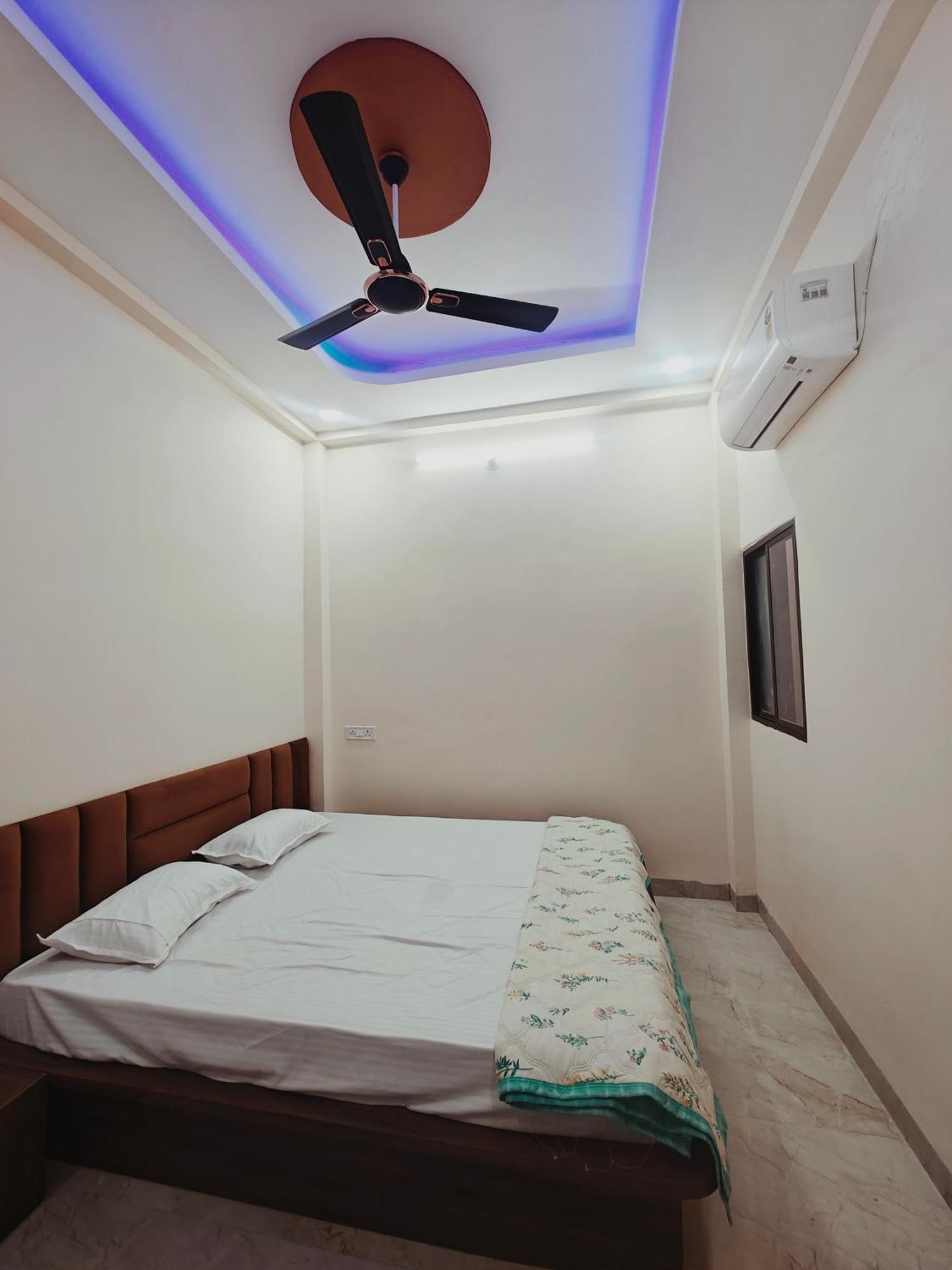 Nandi Homes Homestay Удджайн Экстерьер фото